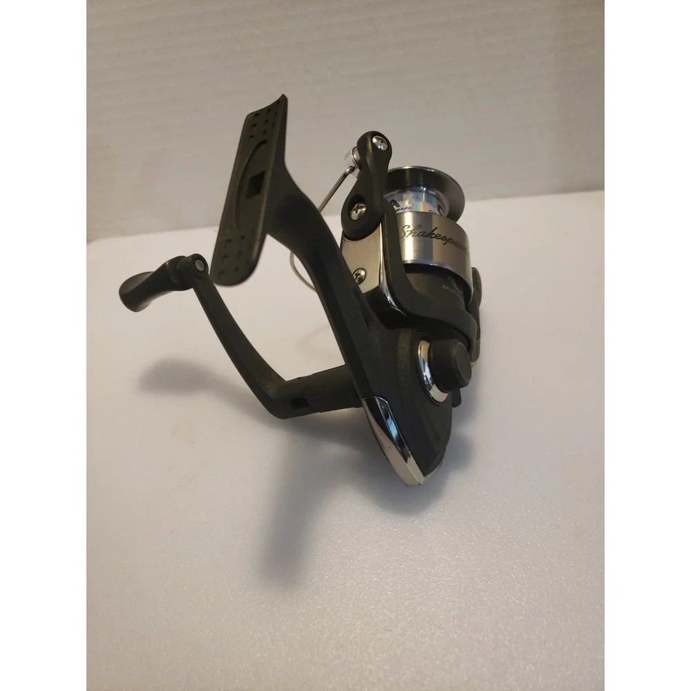 Shakespeare CRUSADER 235 SPINNING‎ REEL